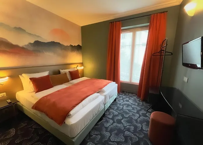 Montparnasse Daguerre Hotel 3*