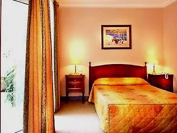 Montparnasse Daguerre מלון 3*