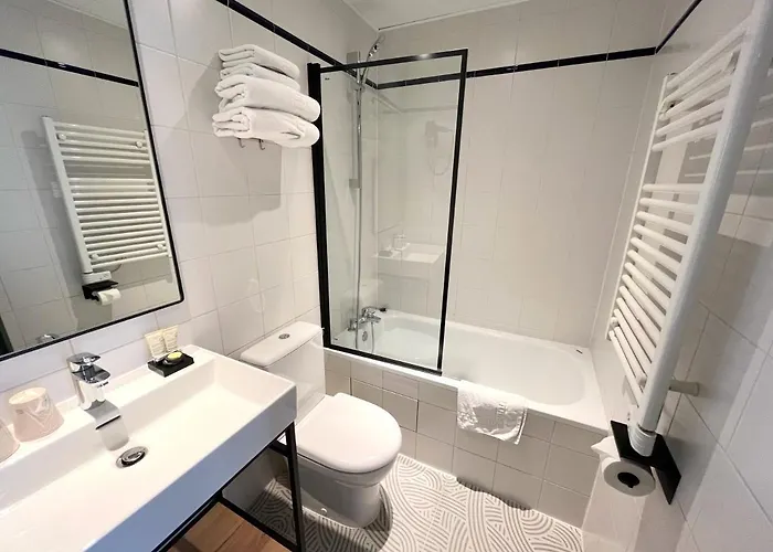 Hotel Montparnasse Daguerre Parigi