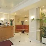 Montparnasse Daguerre Hotel