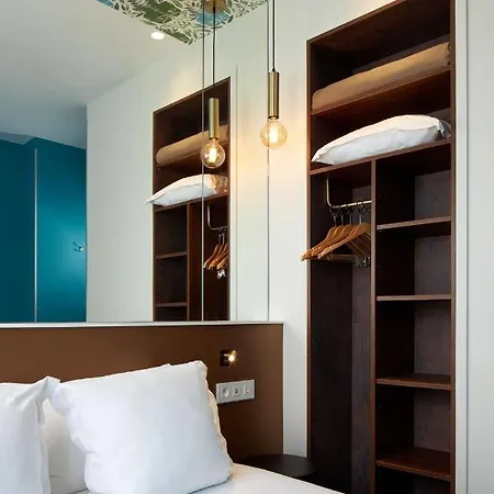 Montparnasse Daguerre Hotel